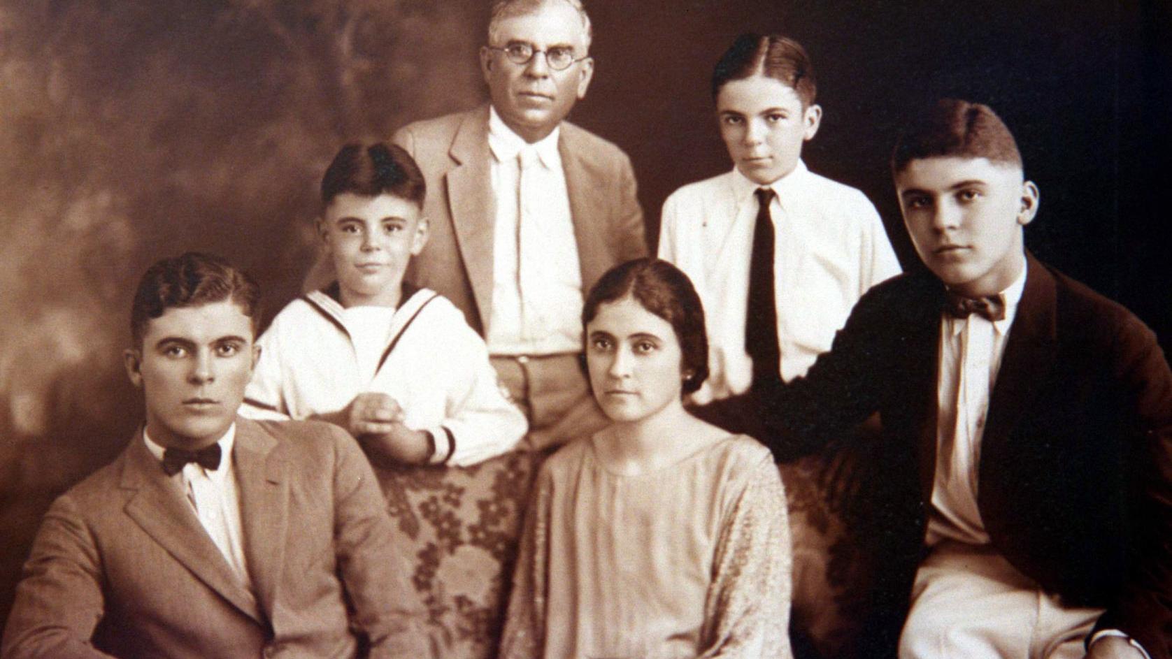 Street Smarts: Two newly named streets honor Linda Ronstadt's grandparents